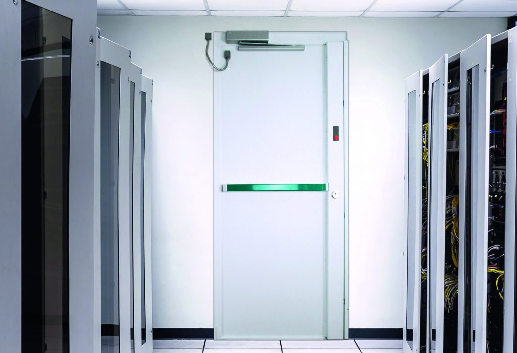 porte blindée dans un data center